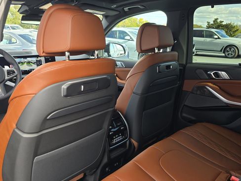 New 2026 BMW X5 xDrive40i w/ Executive Package AWD/4WD image 10