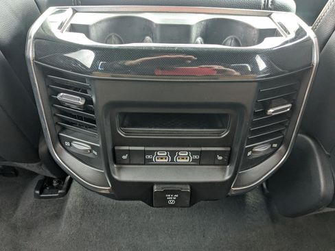 Used 2021 RAM 1500 Laramie AWD/4WD image 31