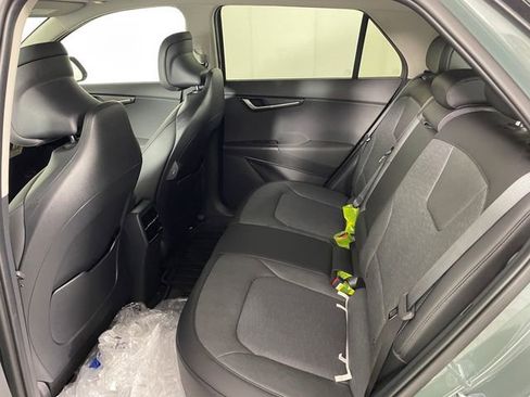 New 2026 Kia Niro Wave FWD image 6