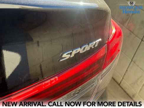 Used 2022 Honda Civic Sport image 10