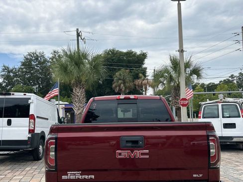 Used 2017 GMC Sierra 1500 SLT w/ SLT Premium Package image 4