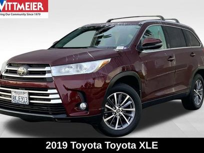Used 2019 Toyota Highlander XLE