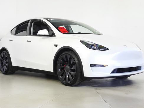 Used 2022 Tesla Model Y Performance AWD/4WD image 4