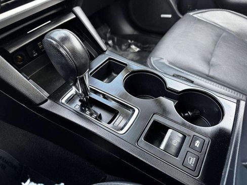 Used 2018 Subaru Outback 2.5i Limited image 33