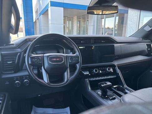 Used 2024 GMC Sierra 1500 AT4 w/ AT4 Premium Package image 10