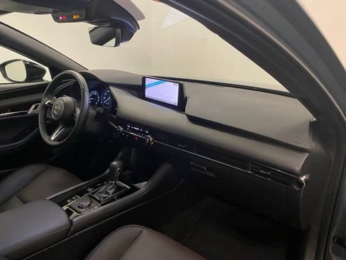 Certified 2025 MAZDA MAZDA3 Hatchback w/ Appearance Package AWD/4WD image 24