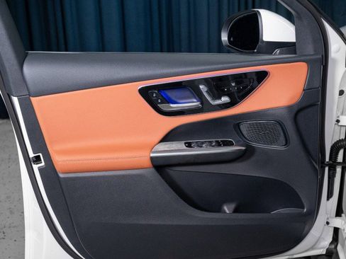 Certified 2026 Mercedes-Benz GLC 300 image 11