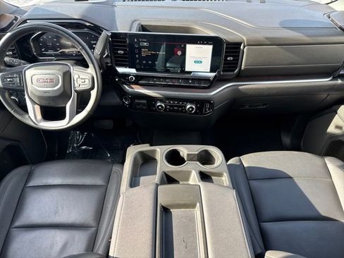 Used 2025 GMC Sierra 1500 SLT image 15