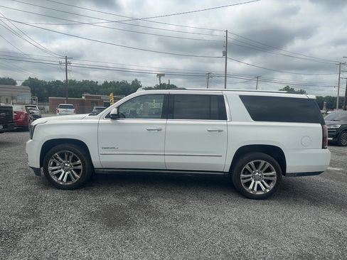 Used 2017 GMC Yukon XL Denali w/ Open Road Package AWD/4WD image 4