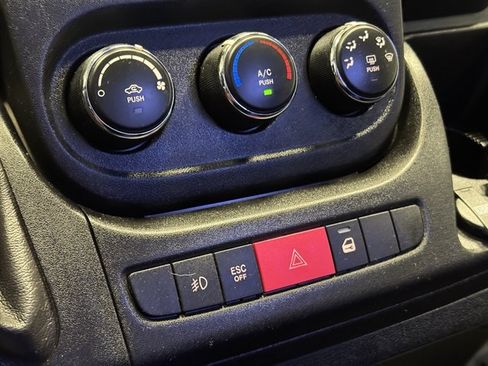 Used 2016 RAM ProMaster 3500 w/ Premium Appearance Group FWD image 23