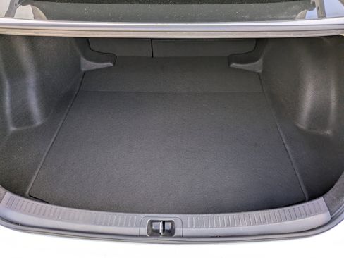 Used 2023 Toyota Corolla SE image 17