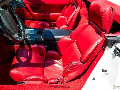 Used 1991 Chevrolet Corvette Convertible RWD image 31
