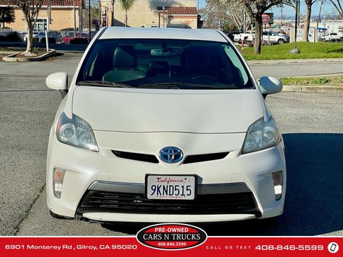 Used 2014 Toyota Prius Prime Advanced FWD image 2