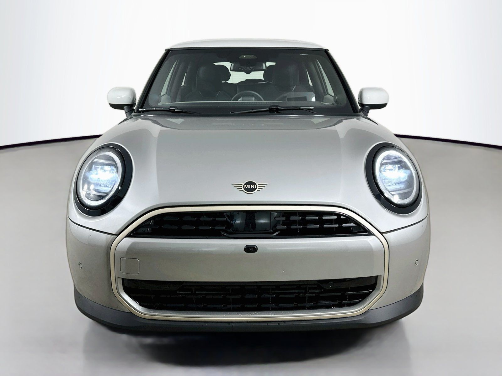 New 2026 MINI Cooper 2-Door Hardtop FWD image 2