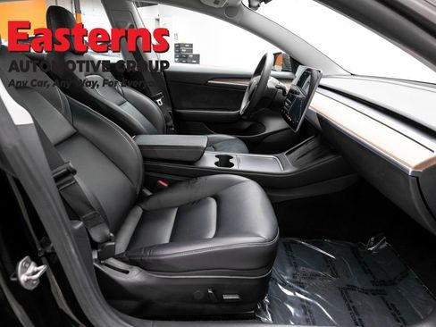 Used 2021 Tesla Model 3 Standard Range Plus RWD image 18