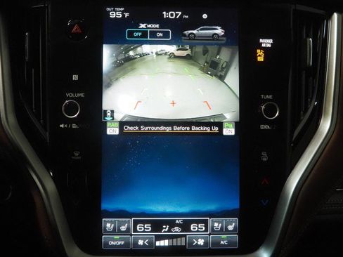 Used 2022 Subaru Outback Touring XT w/ Popular Package #2 AWD/4WD image 28