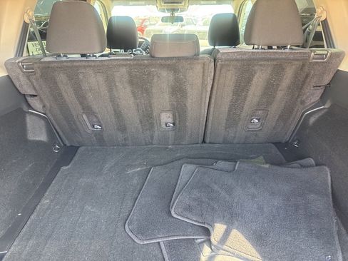 Certified 2023 Nissan Rogue SV image 27