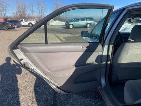 Used 2003 Toyota Camry LE image 24