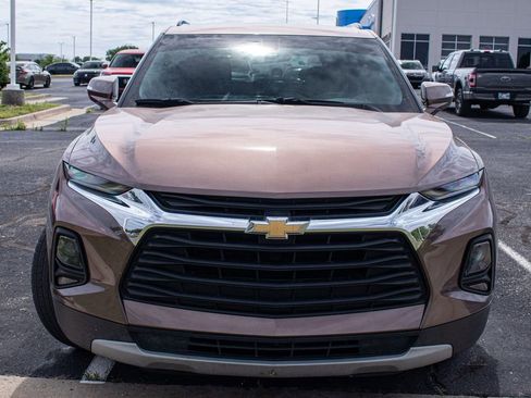 Used 2019 Chevrolet Blazer LT FWD image 2