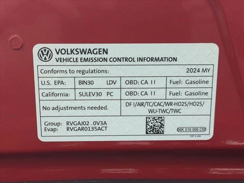 Used 2024 Volkswagen Tiguan SE R-Line FWD image 28