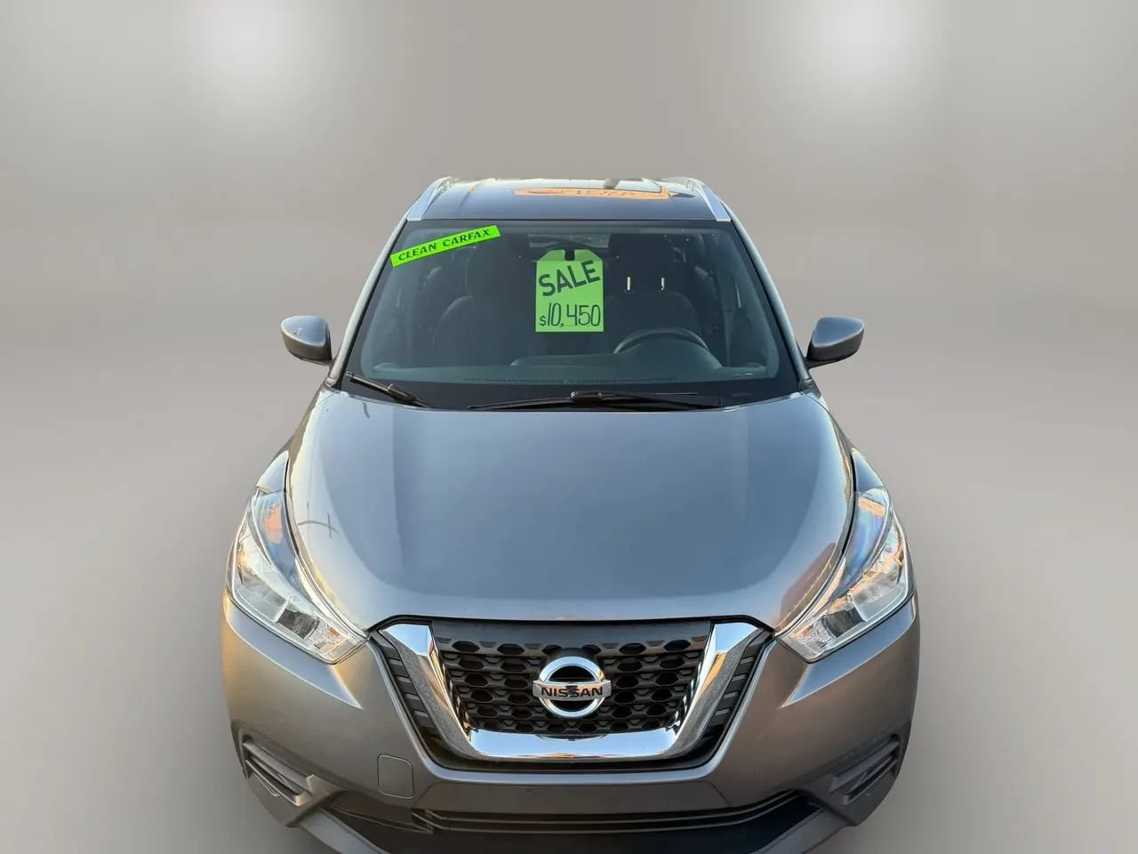 Used 2019 Nissan Kicks SV FWD image 2