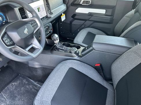 New 2026 Ford Bronco 2-Door w/ Sasquatch Package AWD/4WD image 10