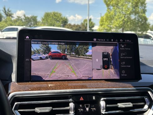 Used 2024 BMW X4 xDrive30i AWD/4WD image 25