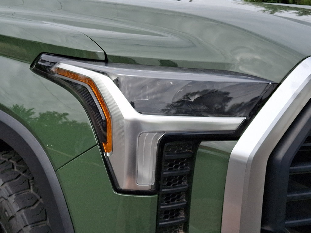 Used 2023 Toyota Tundra Limited w/ TRD Off-Road Package AWD/4WD image 9