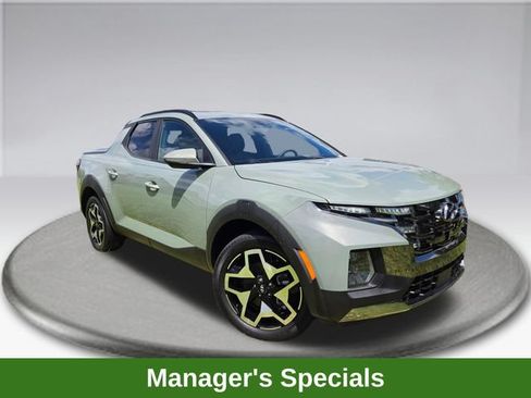 Used 2022 Hyundai Santa Cruz Limited AWD/4WD image 2