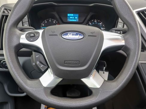 Used 2015 Ford Transit 350 XLT image 19