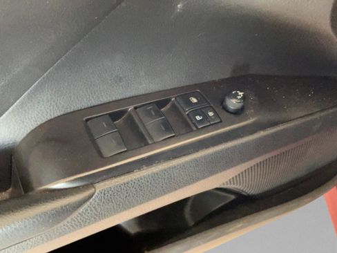 Used 2021 Toyota Camry LE FWD image 29