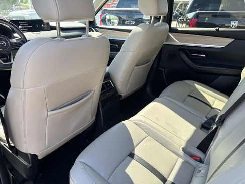 Used 2025 MAZDA CX-90 Plug-In Hybrid w/ Preferred AWD/4WD image 11
