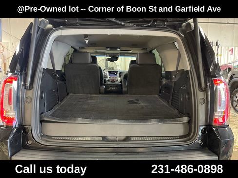 Used 2016 GMC Yukon SLT w/ Open Road Package AWD/4WD image 22