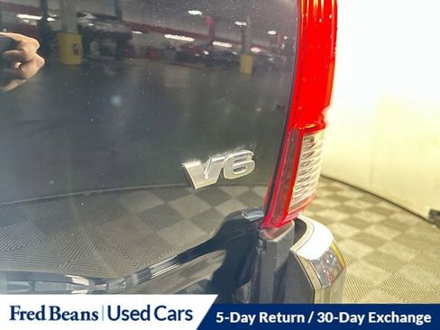 Used 2023 Toyota Tacoma SR5 AWD/4WD image 28