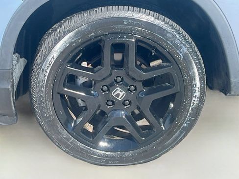 Used 2025 Honda Passport Black Edition image 32