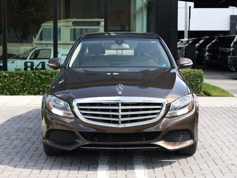 Used 2015 Mercedes-Benz C 300 Sedan image 3