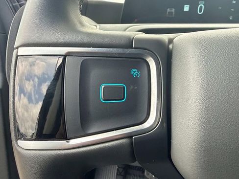 Used 2025 Ford Expedition Active RWD image 29