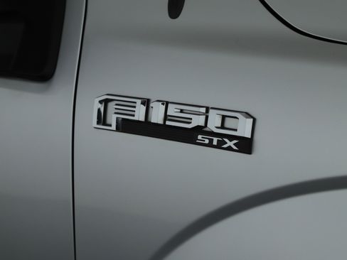 Used 2018 Ford F150 XL w/ Equipment Group 101A Mid image 18