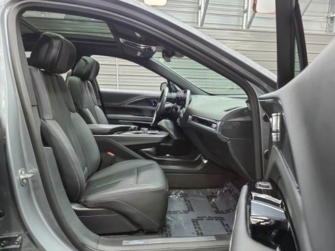Used 2024 Cadillac Lyriq Sport AWD/4WD image 15