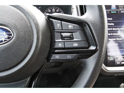 Used 2026 Subaru Crosstrek 2.5i Premium AWD/4WD image 16