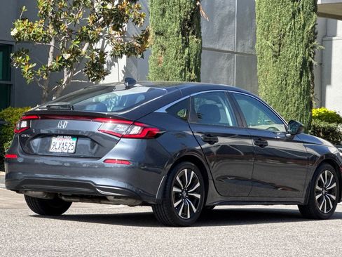 Certified 2024 Honda Civic EX-L image 4