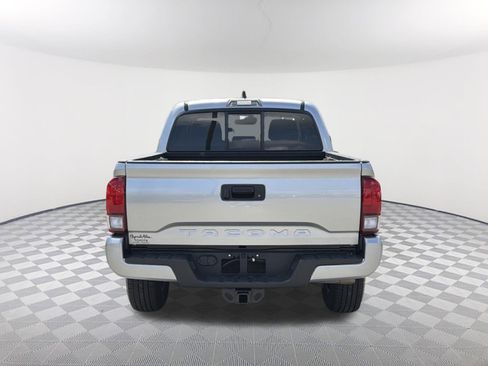 Certified 2022 Toyota Tacoma SR image 16