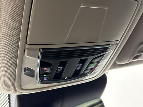 Used 2023 Acura RDX FWD image 30