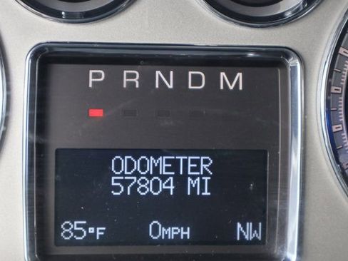 Used 2009 Cadillac Escalade Hybrid image 25