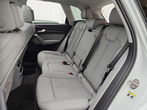 Used 2025 Audi Q5 2.0T Premium Plus w/ Premium Plus Package AWD/4WD image 15