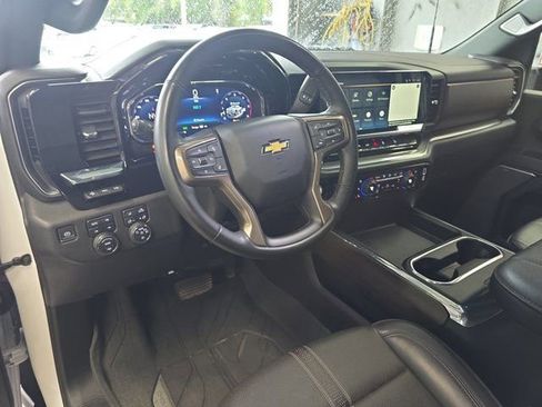 Used 2024 Chevrolet Silverado 2500 High Country w/ High Country Premium Package image 16