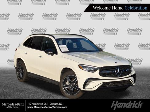 Used 2025 Mercedes-Benz GLC 300 4MATIC image 1