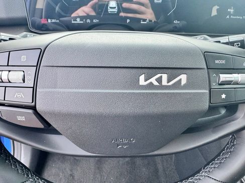 New 2026 Kia Sportage SX FWD image 14