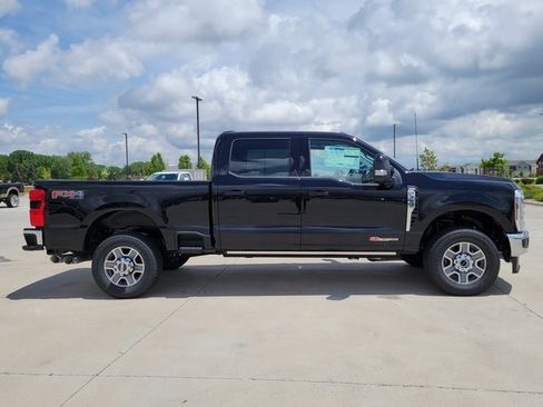 New 2025 Ford F350 Lariat w/ Lariat Ultimate Package image 2