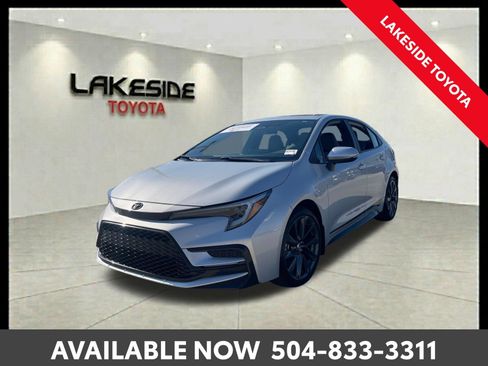 Certified 2026 Toyota Corolla SE FWD image 1